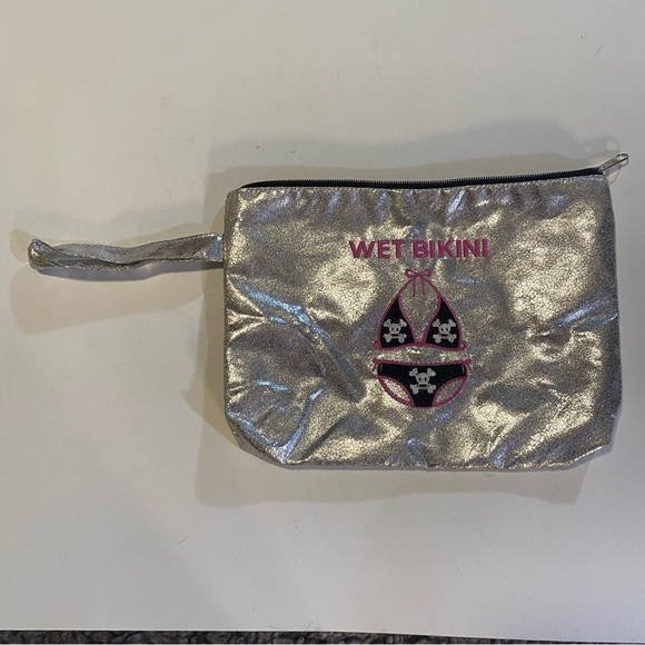 Wet Bikini bag, lined. Just right for small bathing suit. Embroidered see note - Picture 3 of 5